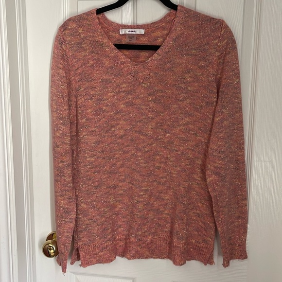 Beautiful peachy pink sweater - Picture 1 of 2
